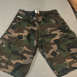 Camo cargo shorts